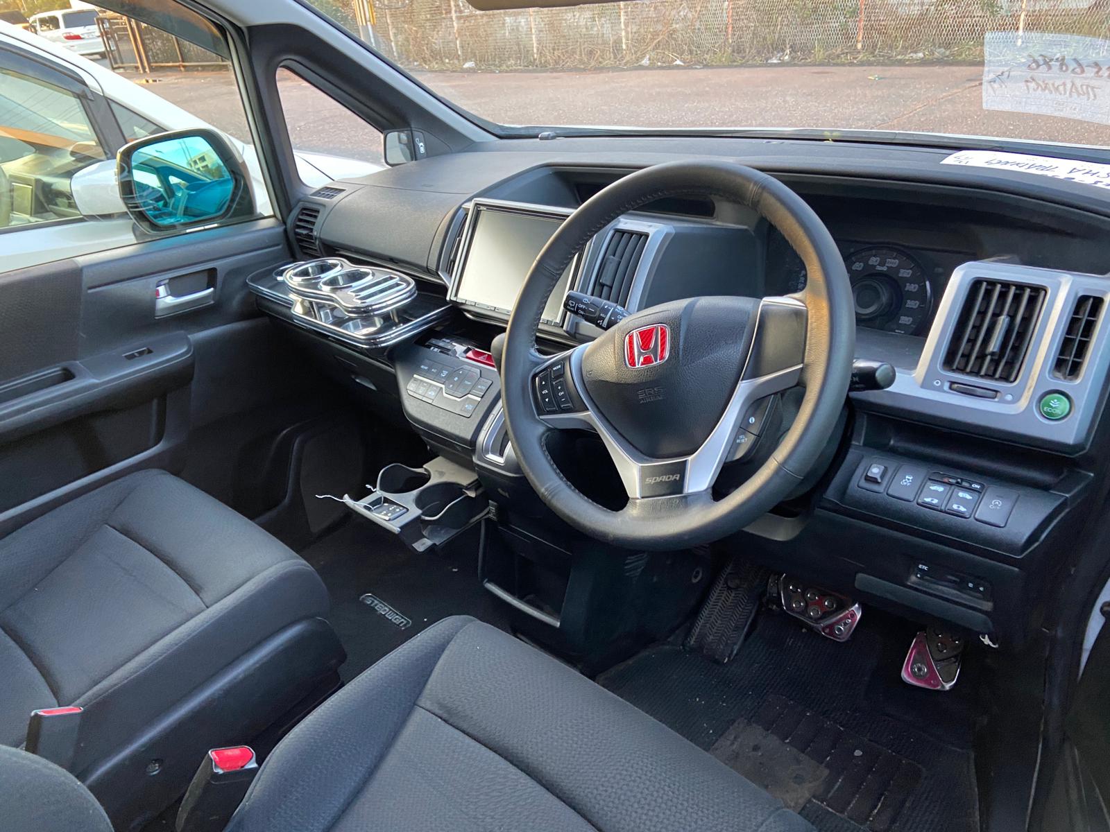 Honda Step Wagon 2013